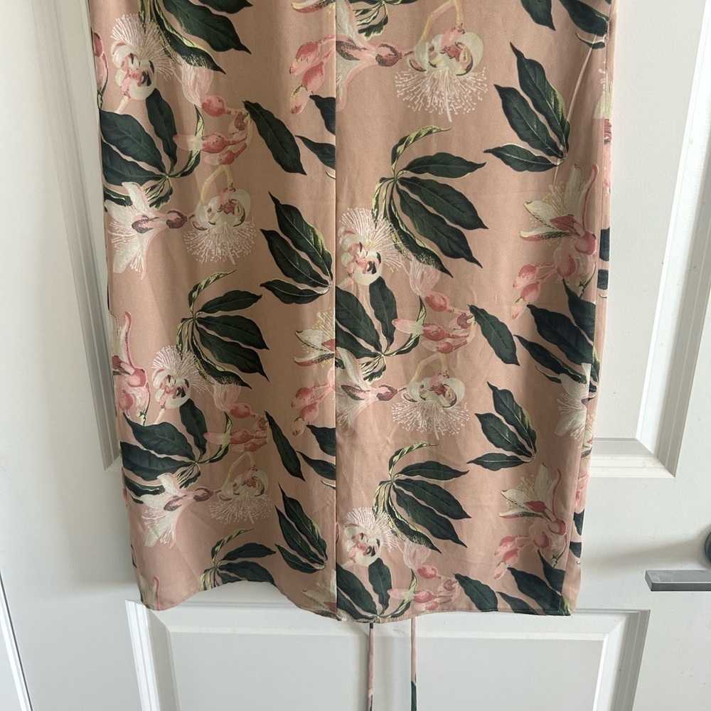 Aritzia Babaton Pink Green Floral Wrap Dress S - Picture 10 of 11
